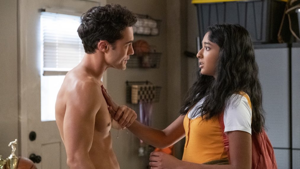 Shirtless Darren Barnet as Paxton and Maitreyi Ramakrishnan as Devi in Never Have I Ever on Netflix