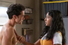 Shirtless Darren Barnet as Paxton and Maitreyi Ramakrishnan as Devi in Never Have I Ever on Netflix