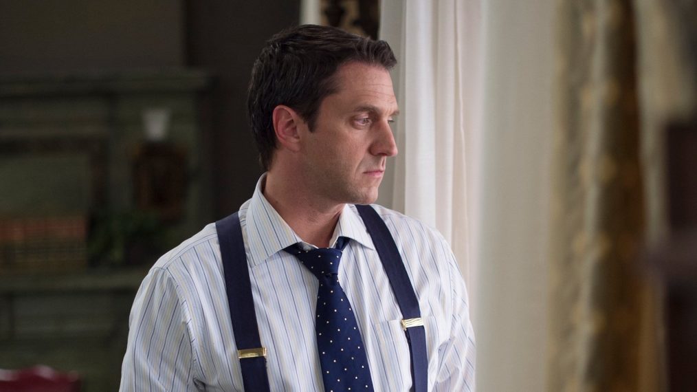 Raul Esparza Law & Order SVU Rafael Barba