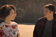 Christian Serratos and Jesse Posey in Selena The Series