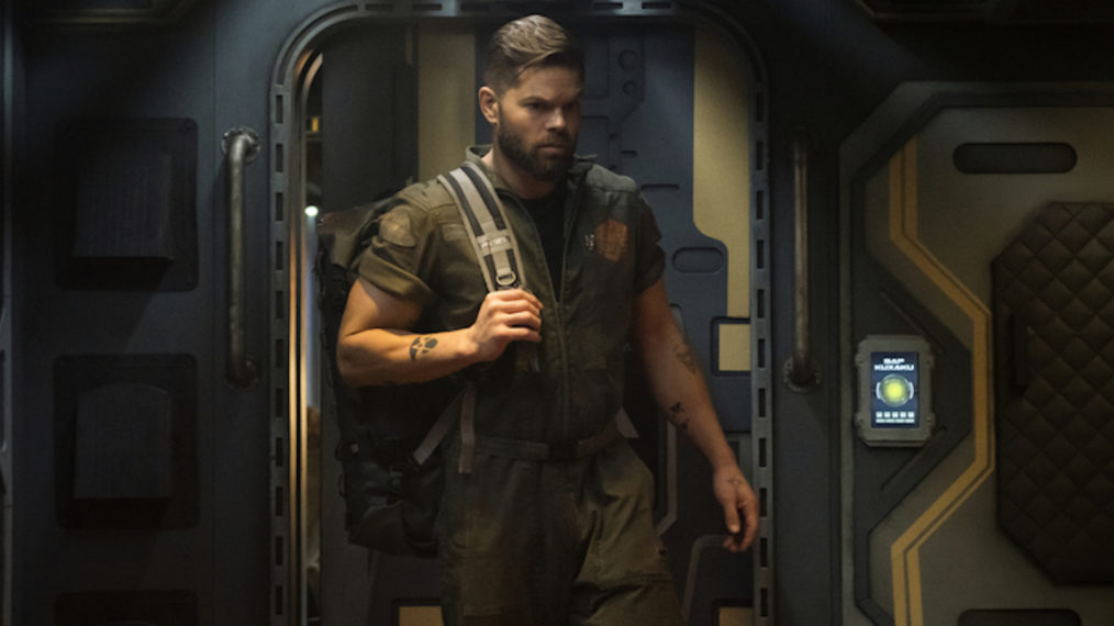 Wes Chatham as Amos in The Expanse - Season 5