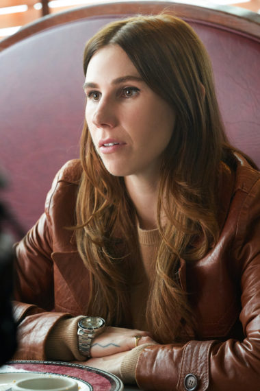 Zosia Mamet The Flight Attendant Annie