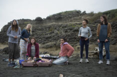 Mia Healey, Sophia Ali, Reign Edwards, Sarah Pidgeon, Shannon Berry, and Helena Howard in Day Two in The Wilds - Season 1 - Girls Island