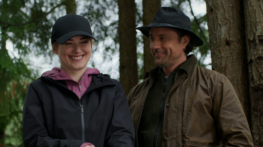 Virgin River - Season 2 - Alexandra Breckenridge and Martin Henderson