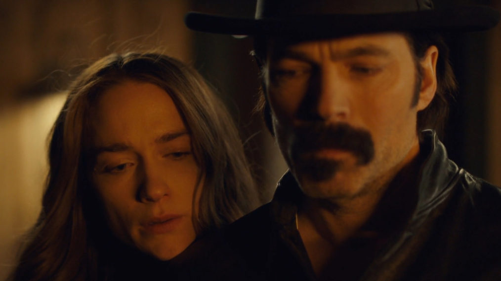 Melanie Scrofano Tim Rozon Wynonna Earp Holy War Part 2 Doc