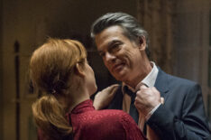 Jane Levy and Peter Gallagher in Zoey's Extraordinary Playlist Mitch Goodbye