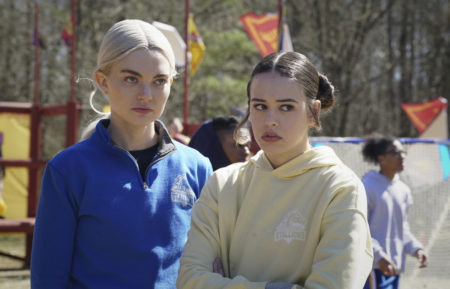 Jenny Boyd as Lizzie Saltzman and Kaylee Bryant as Josie Saltzman in Legacies