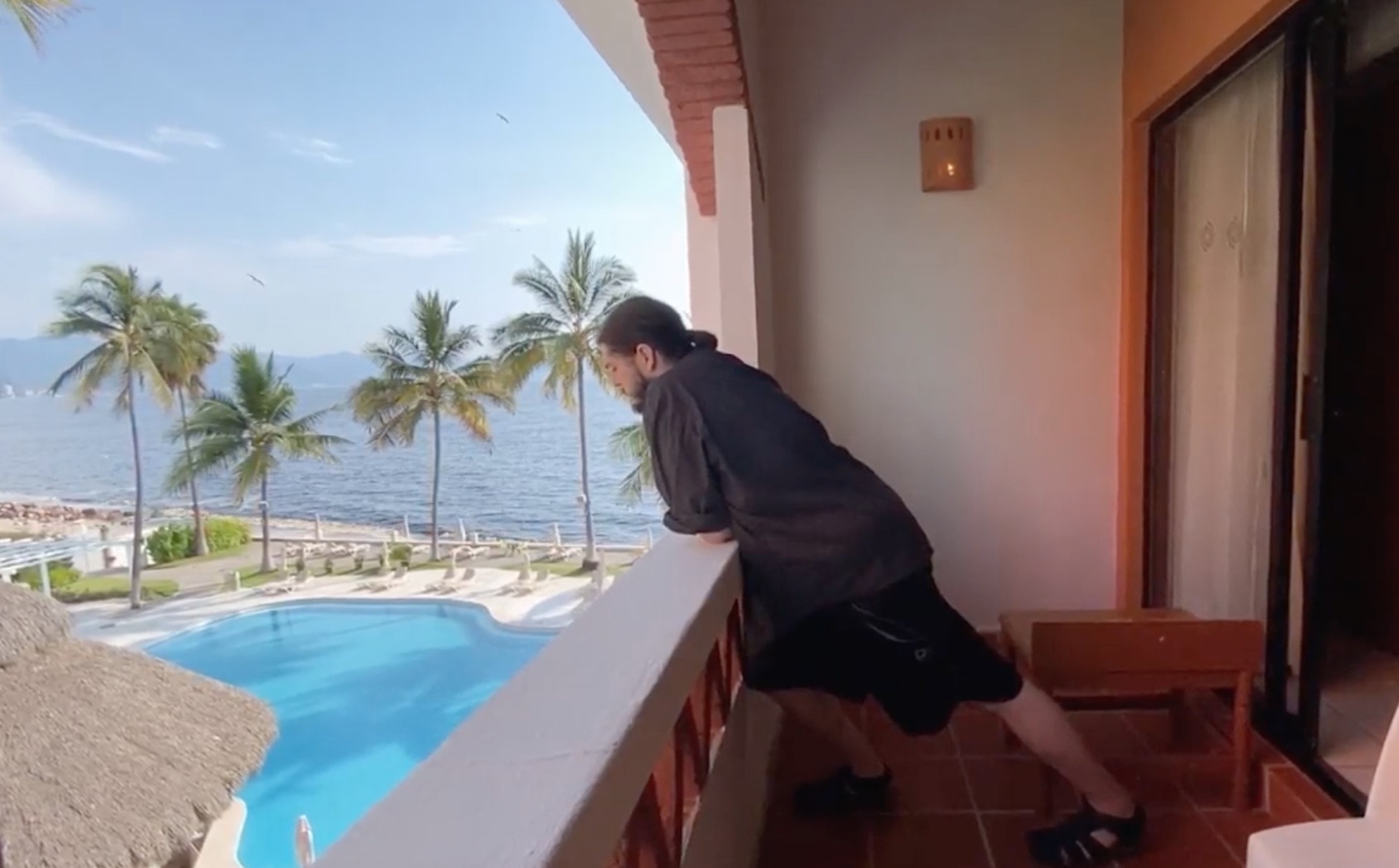 Andrew in Mexico, 90 Day Fiancé 