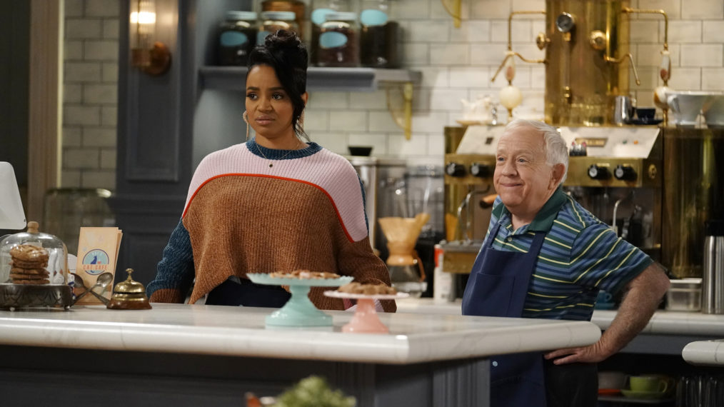#’Call Me Kat’s Kyla Pratt on Diva Cats, Leslie Jordan’s Ad Libs, & Meeting Randi’s Family 