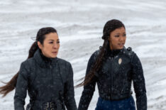 Michelle Yeoh and Sonequa Martin-Green in Star Trek Discovery - 'Terra Firma, Part 1'