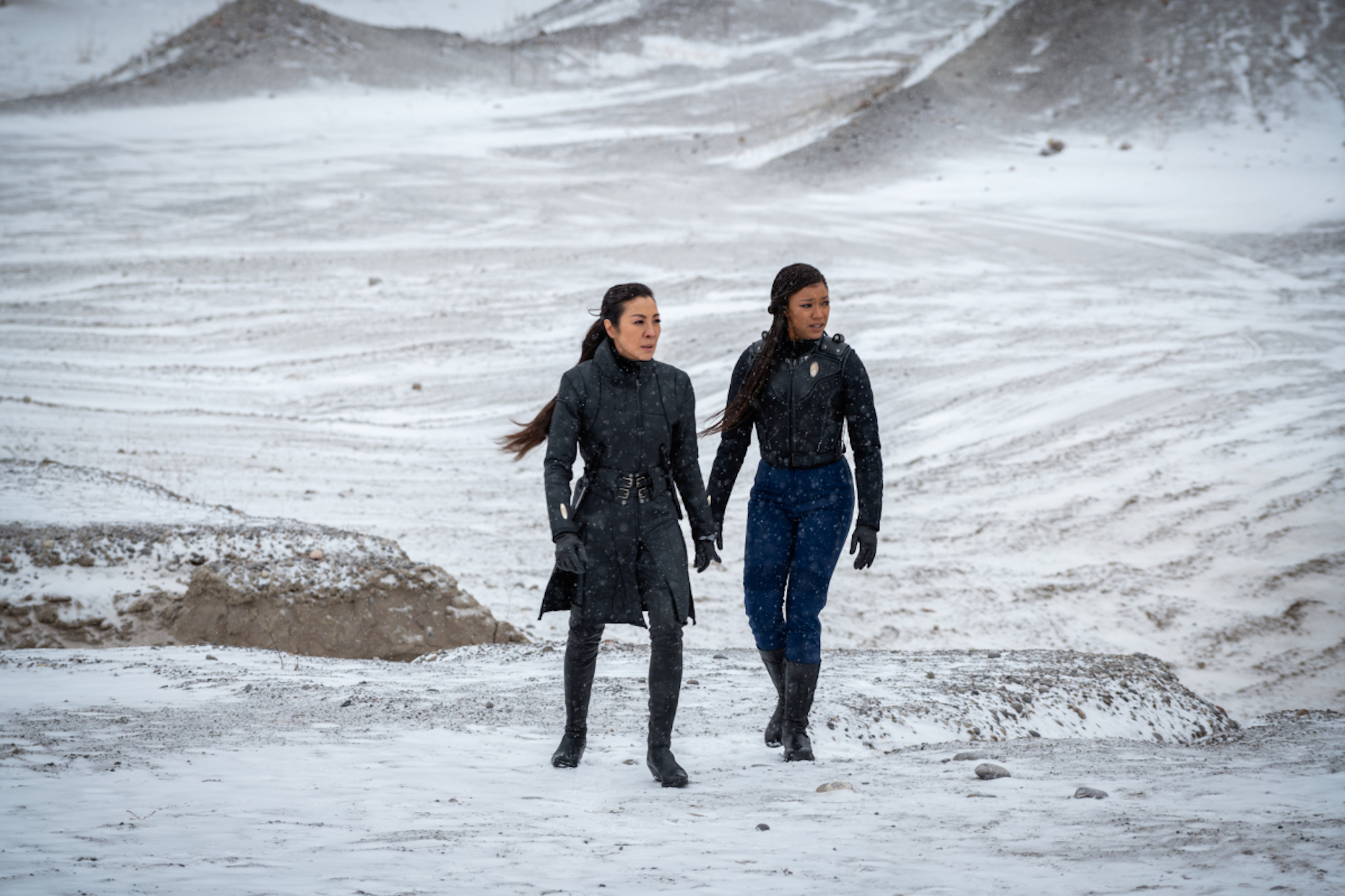 Michelle Yeoh Star Trek Discovery Sonequa Martin Green