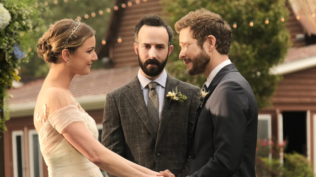 Emily VanCamp Matt Czuchry Conrad Nic Wedding Resident Season 4