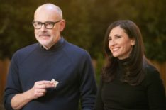 'The Unicorn's Rob Corddry & Michaela Watkins on Forrest & Delia's Made-For-TV Marriage