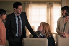 Alice Lee as Emily, Andrew Leeds as David, Jane Levy as Zoey, and Mary Steenburgen as Maggie in Zoey's Extraordinary Playlist