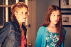 Sarah Michelle Gellar and Michelle Trachtenberg in Buffy the Vampire Slayer