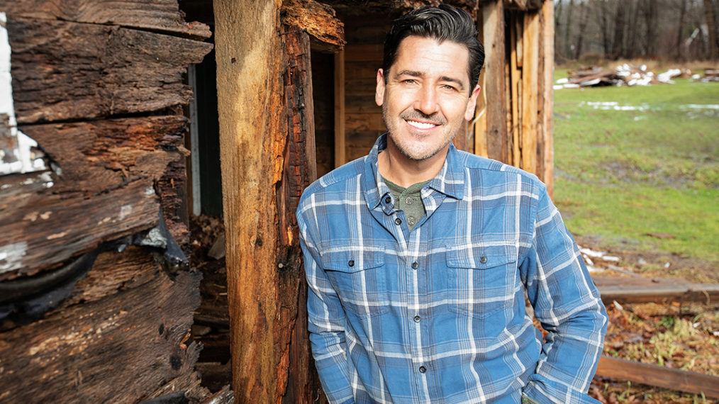 Jonathan Knight of Farmhouse Fixer