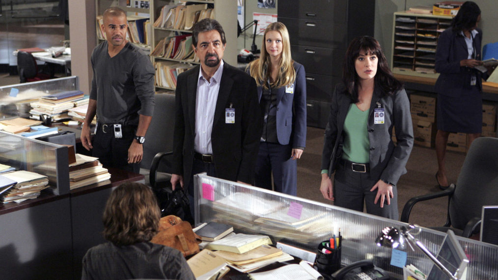 Criminal Minds Season 3 Morgan Rossi JJ Prentiss Reid