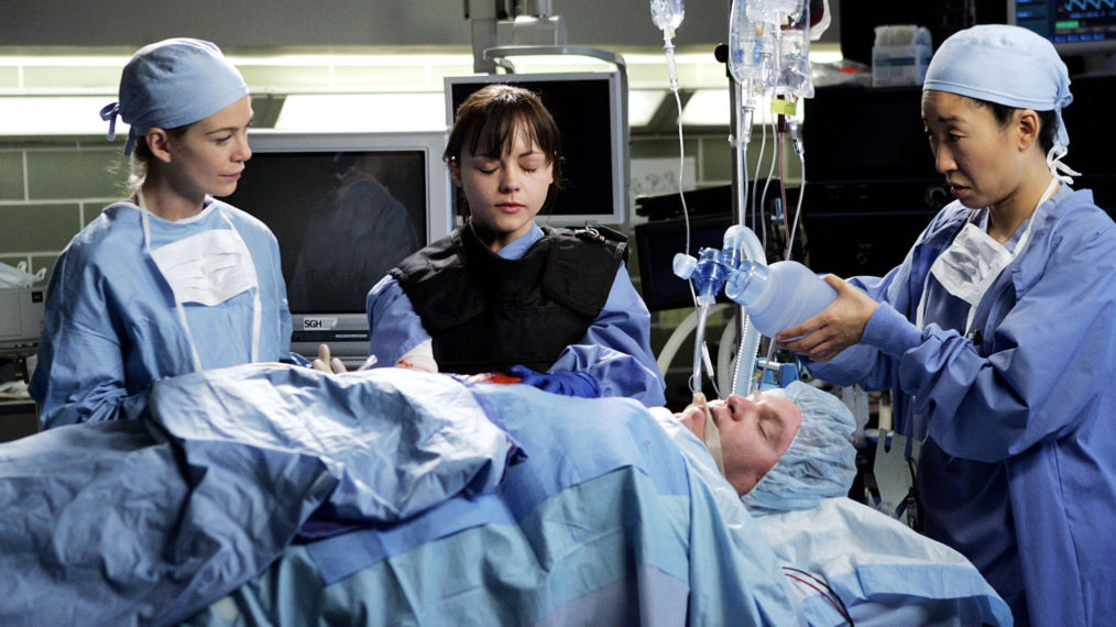Grey's Anatomy Ellen Pompeo Christina Ricci Super Bowl Episode