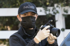 NCIS - Season 18 Episode 7 - Bishop in mask at crime scene - Emily Wickersham