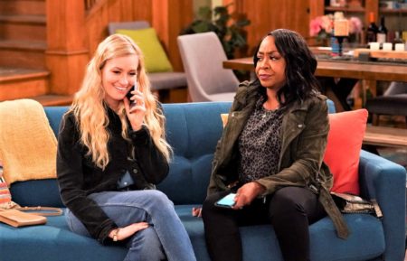 Beth Behrs and Tichina Arnold in The Neighborhood