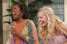 Tichina Arnold and Beth Behrs in The Neighborhood