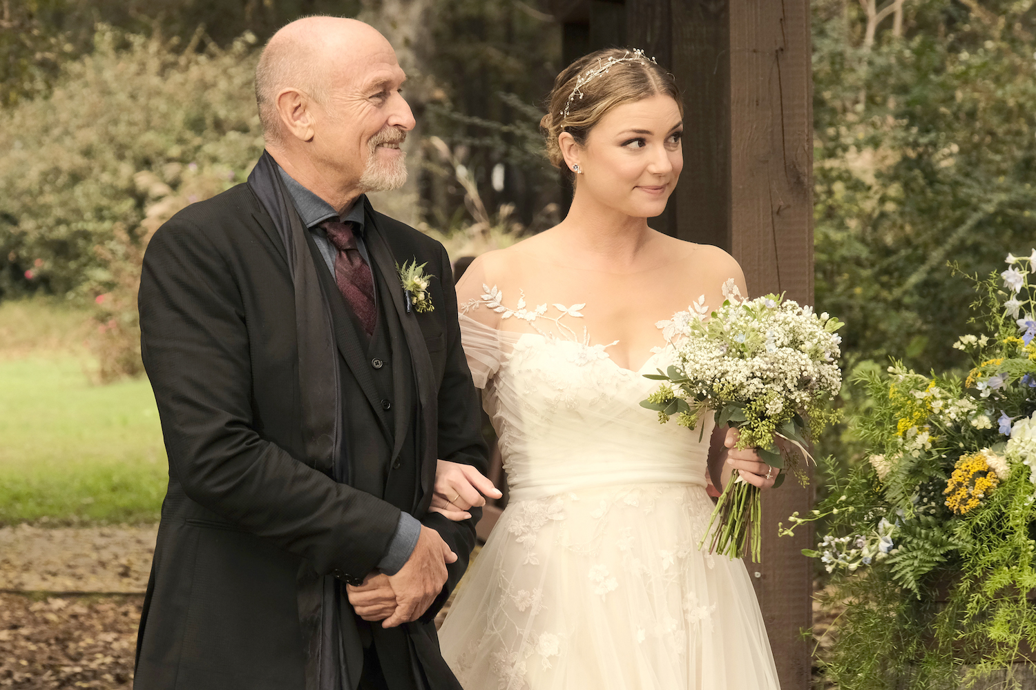 Corbin Bernsen Emily VanCamp The Resident Season 4 Wedding Nic Kyle