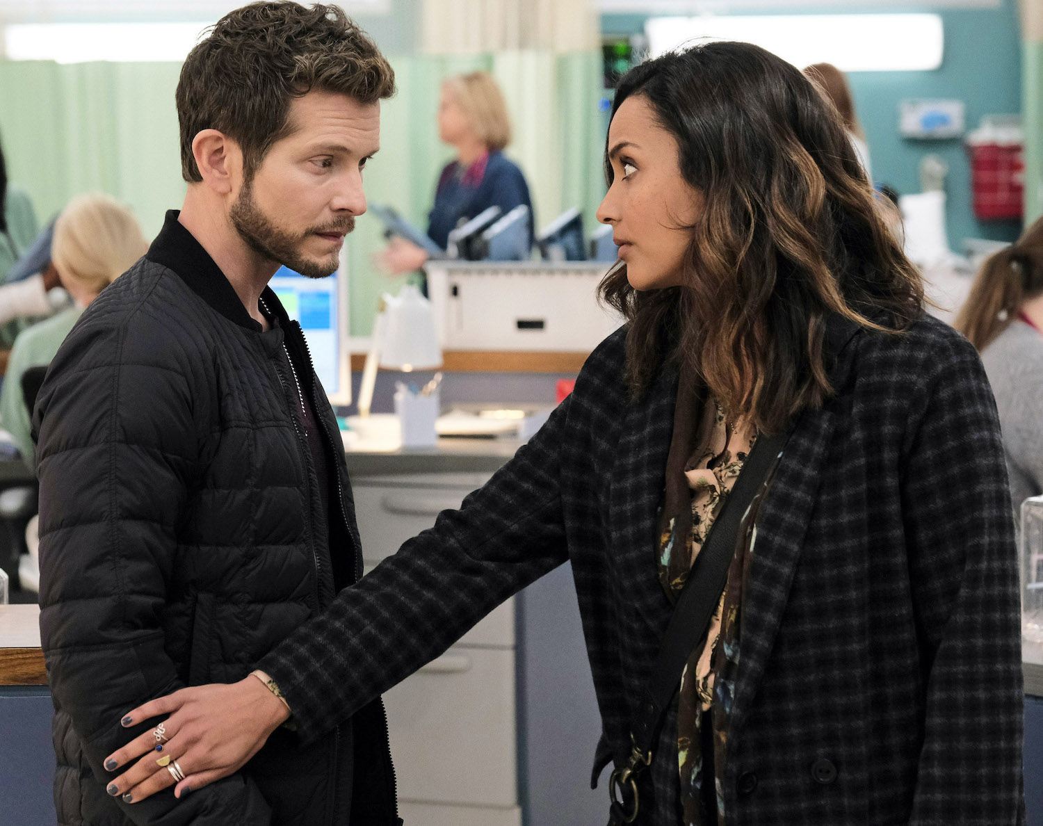 Matt Czuchry and Jessica Lucas in the 'First Days, Last Days' episode - Season 4, Episode 8