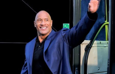 Dwayne Johnson waving in Young Rock - Season 1