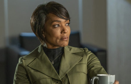 9-1-1 Angela Bassett