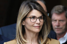 Lori Loughlin arrives at the Boston court for the college cheating case