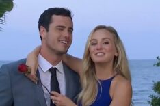 Ben Higgins proposes to Lauren Bushnell on The Bachelor