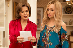 Jessica Walter and Portia de Rossi in Arrested Development, Season 4