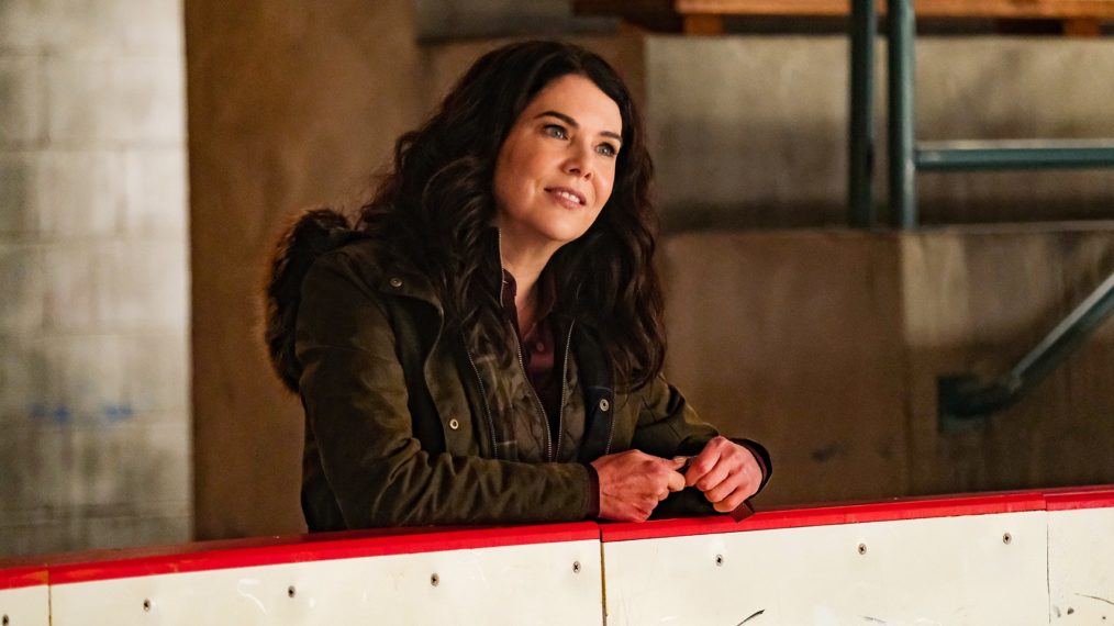 Lauren Graham in Mighty Ducks Game Changers