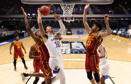 NCAA Tournament 2021 Jayhawks Trojans