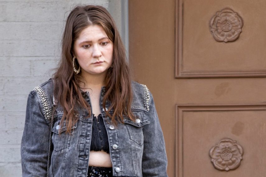 Shameless Season 11 Debbie Emma Kenney