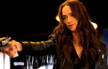 Melanie Scrofano - Wynonna Earp - Season 4 Episode 9