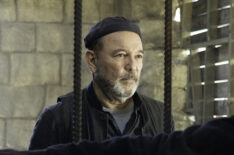 Ruben Blades as Daniel Salazar - Fear the Walking Dead - Season 6, Episode 10