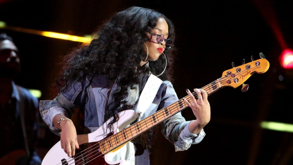 H.E.R. performs at the 51st NAACP Image Awards