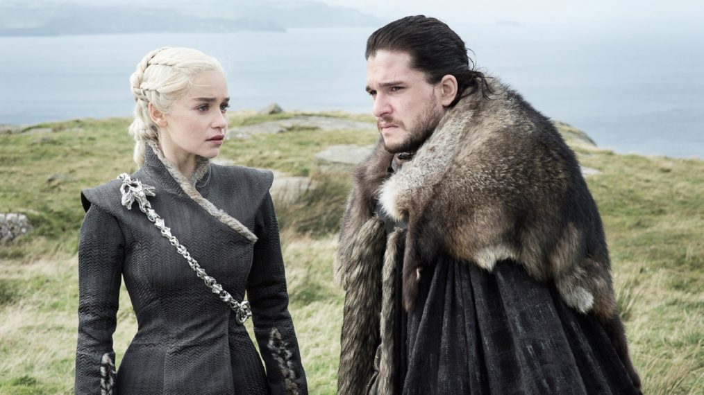 Emilia Clarke and Kit Harington in Game of Thrones