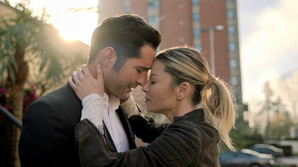 Lucifer - Tom Ellis as Lucifer Morningstar and Lauren German as Chloe Decker - Season 5