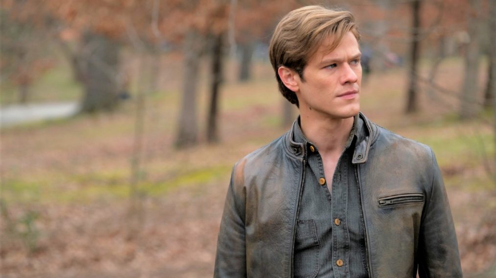 Lucas Till in MacGyver