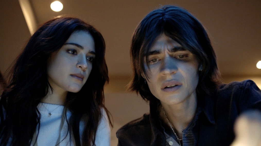 #Olive & Levi Make an Impossible Discovery (VIDEO)