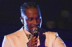 Leslie Odom Jr performs at the 2021 Oscars