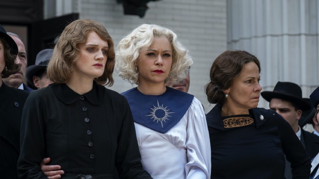 Gayle Rankin, Tatiana Maslany, and Lili Taylor in Perry Mason