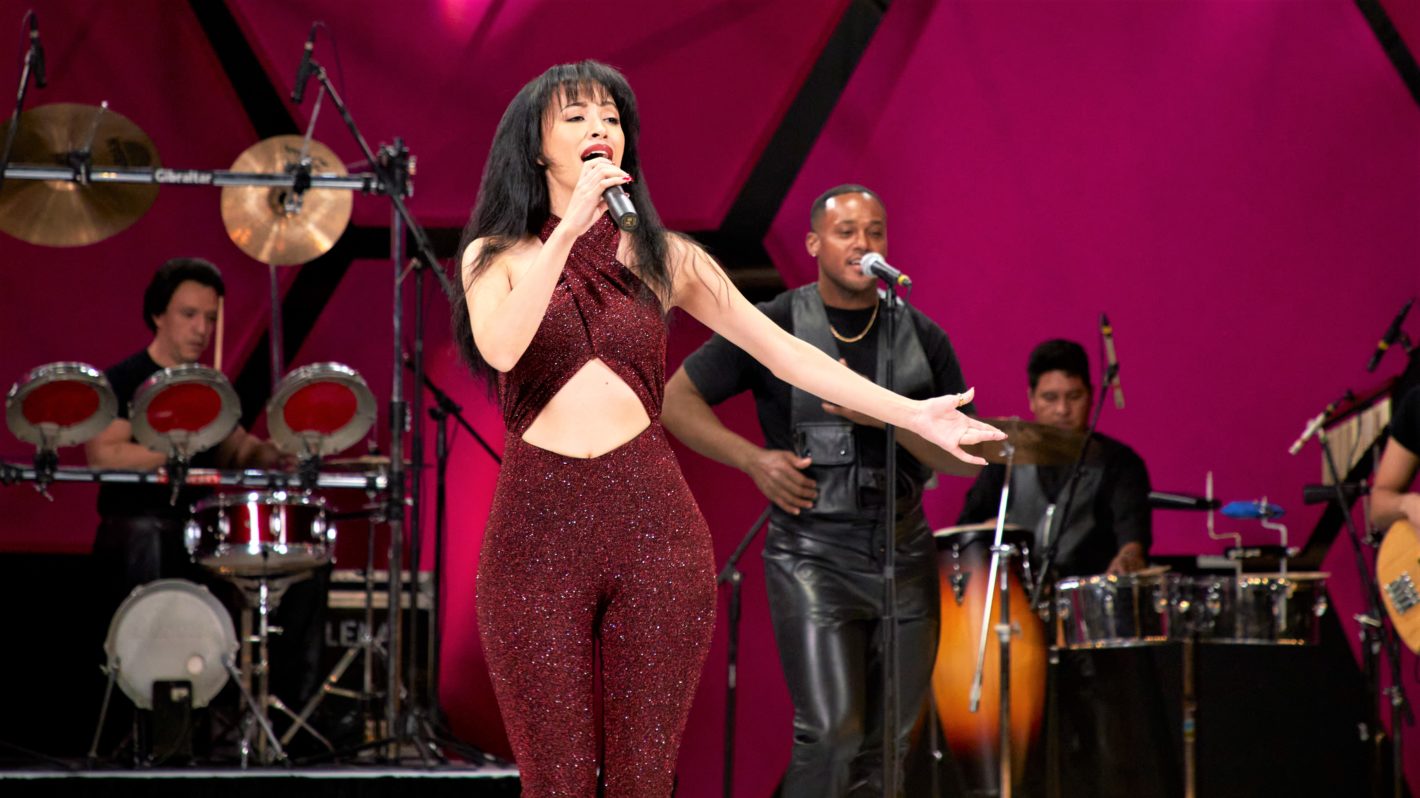 selena the series release date