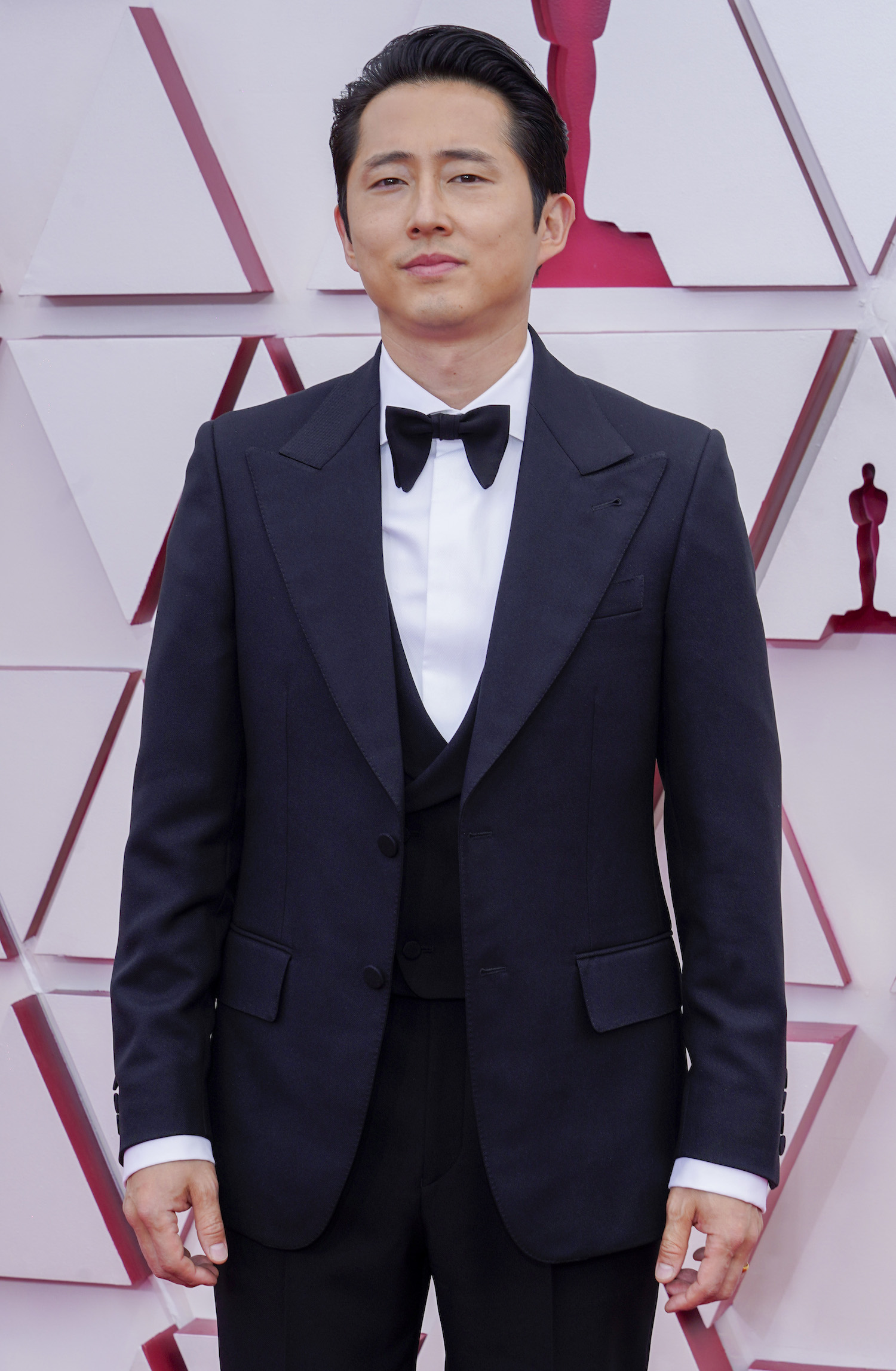 Steven Yeun at the Oscars 2021 Red Carpet