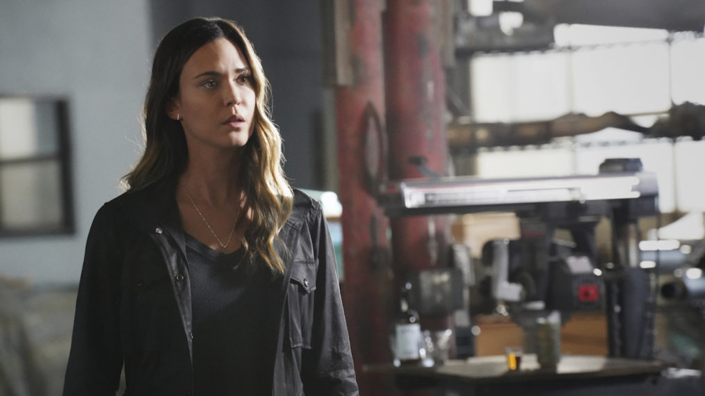 Odette Annable as Geri in Walker - Season 1 Episode 9