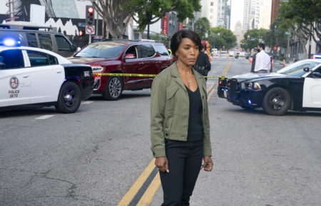 Angela Bassett 9-1-1 Season 4 Finale Athena