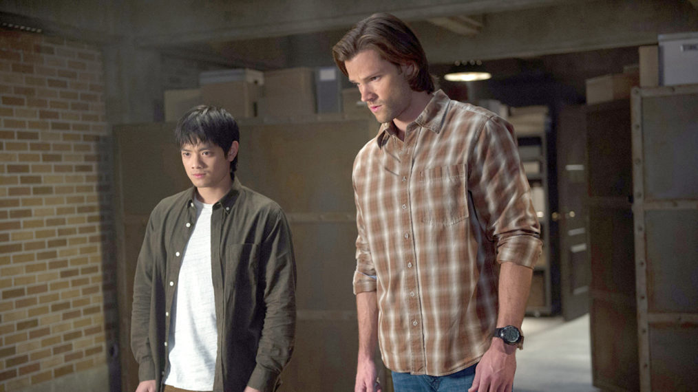 Osric Chau, Jared Padalecki in Supernatural - 'Heaven Can't Wait' - Season 9