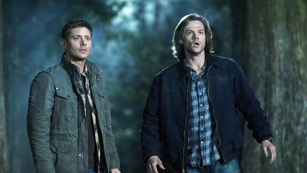 Jensen Ackles and Jared Padalecki in Supernatural - 'Taxi Driver' - Season 8, Episode 19